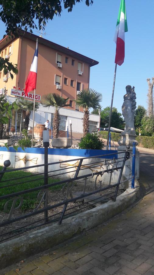 Hotel Parigi Castel San Pietro Terme Eksteriør bilde